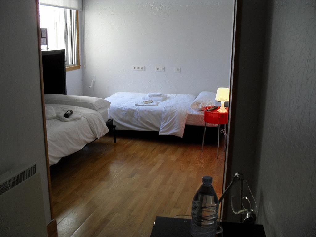 א-קורוניה Hotel Ofi חדר תמונה