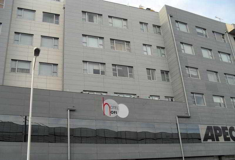 א-קורוניה Hotel Ofi מראה חיצוני תמונה